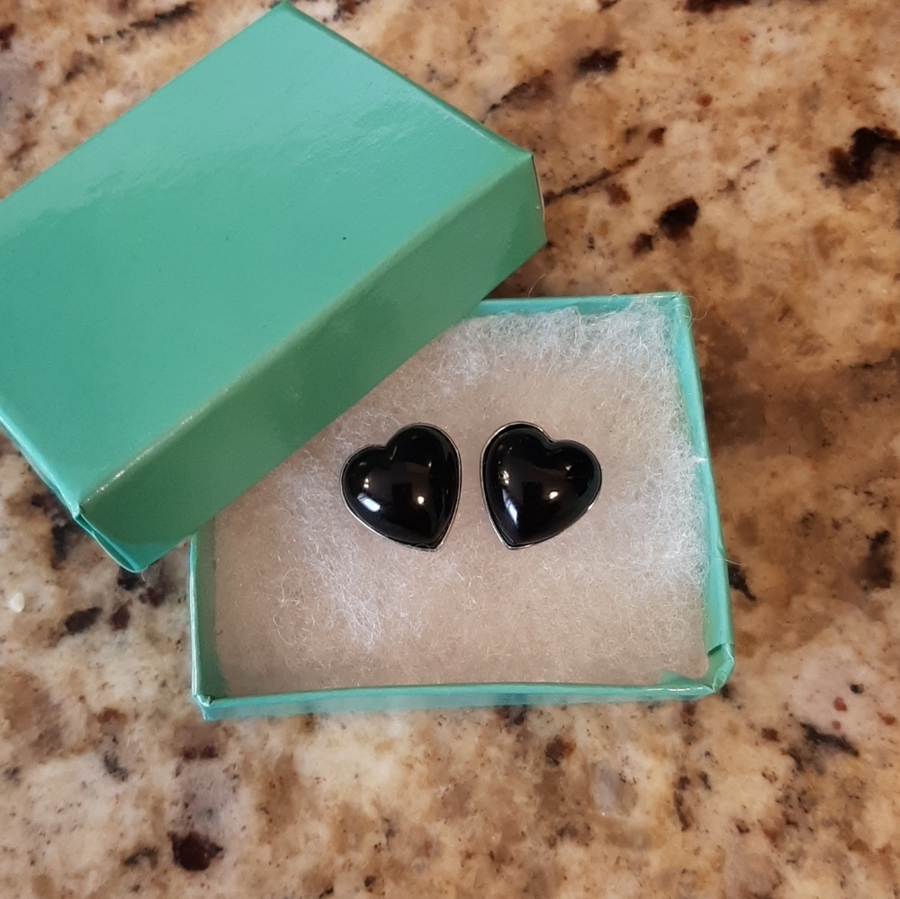Black Heart Stud Earrings